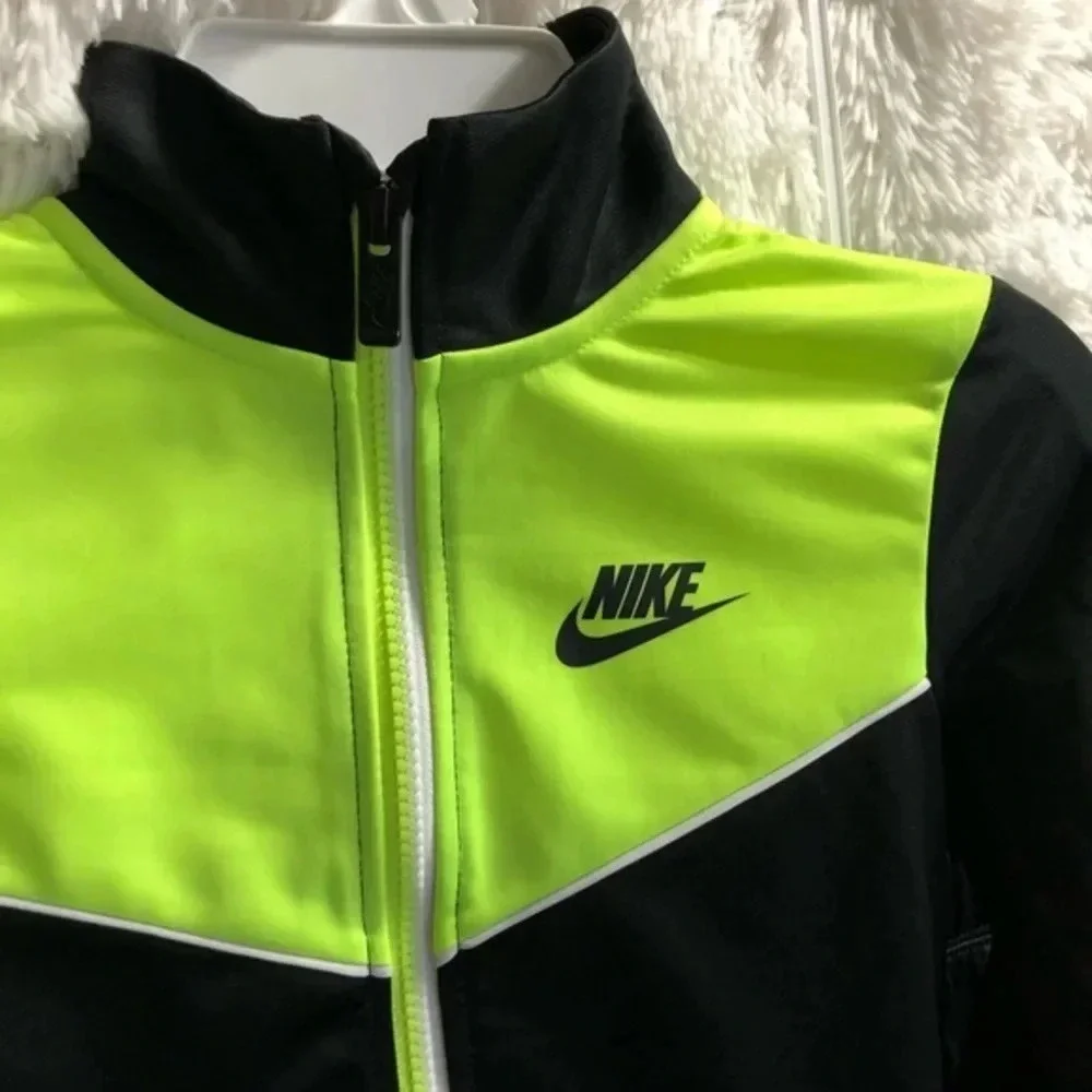 Nike boys joggers set NWT activewear sportswear streetwear